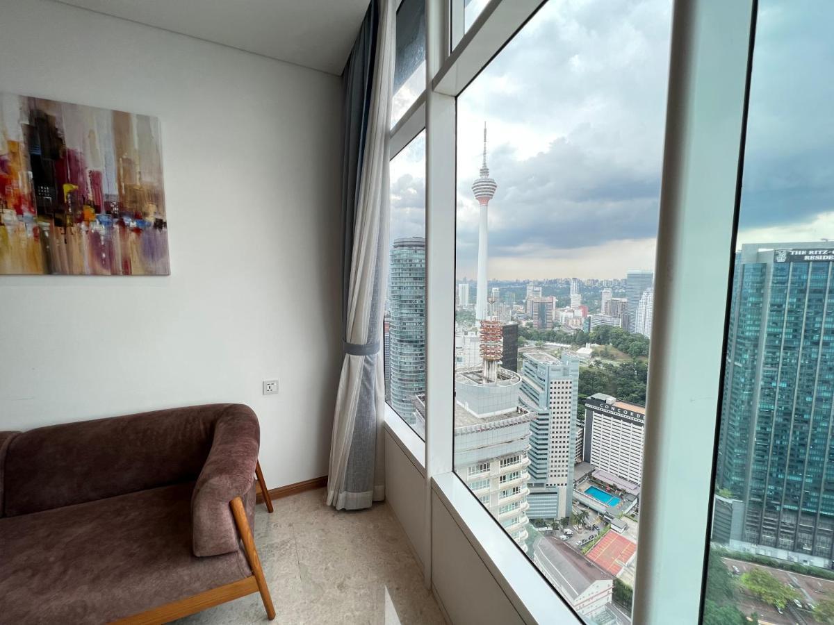 Sky Suites Klcc By Pnut Kuala Lumpur Exterior photo